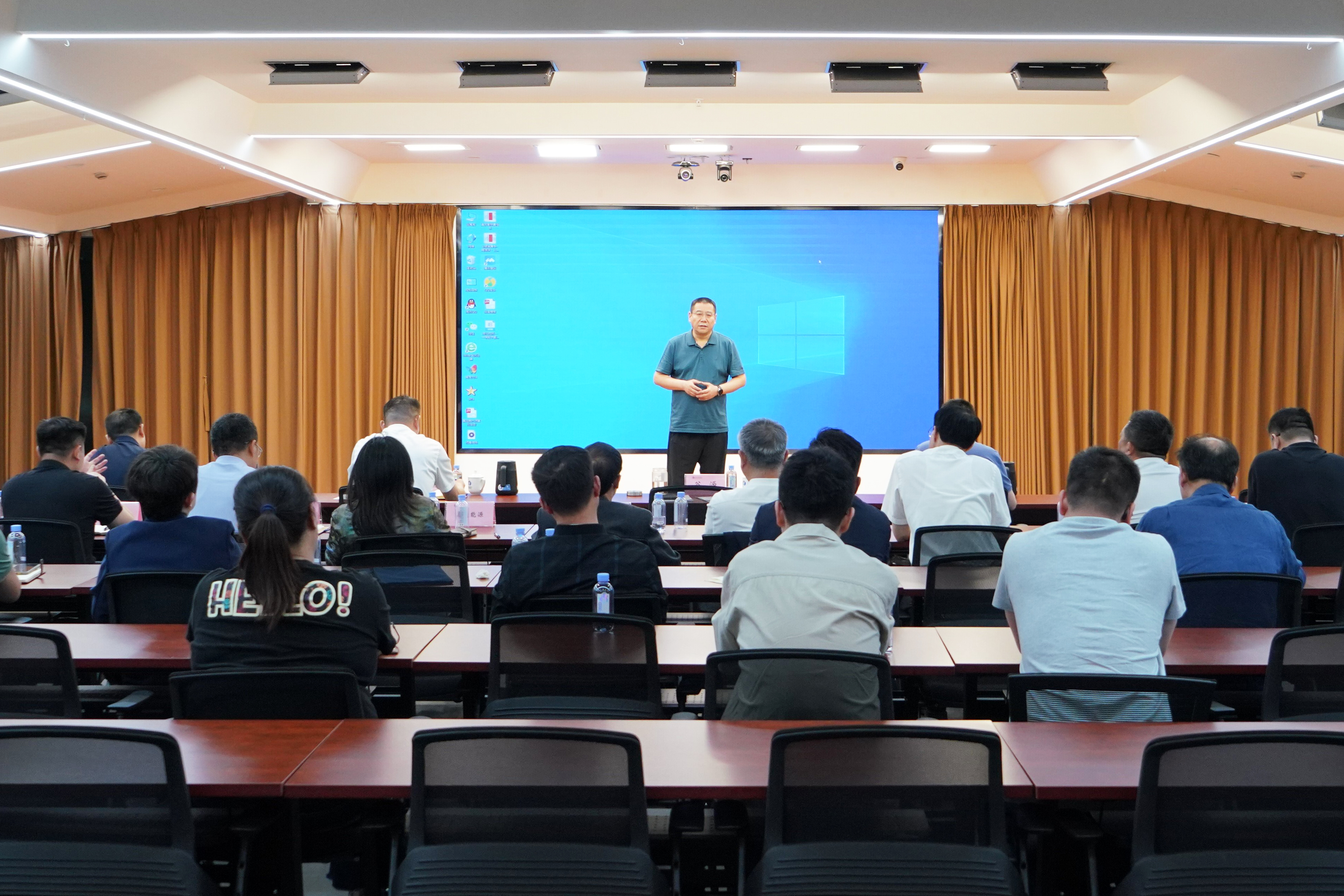 DSC01563.jpg DSC01563.jpg